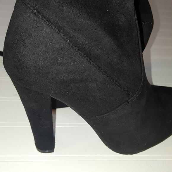 Host Pick! Over The Knee Black Faux Suede Boot - Picture 5 of 5